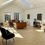 Holiday Home With Courtyard In Lille Skagen בית נופש