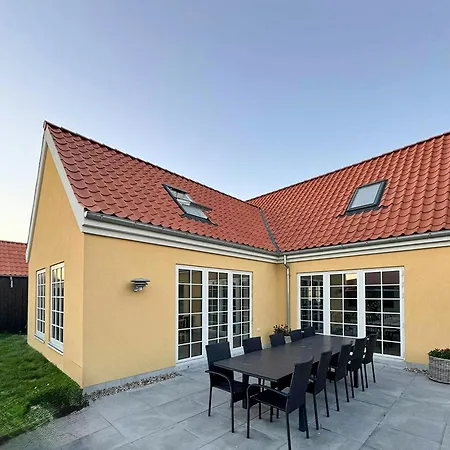 Prázdninový dům With Courtyard In Lille Skagen